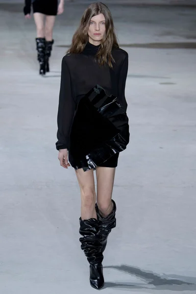 Look 56